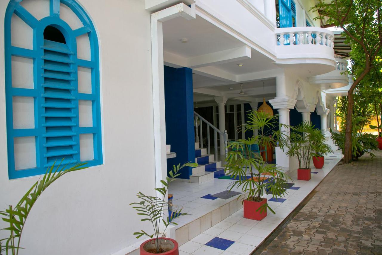 Alma Beach Hotel Weligama Exterior photo