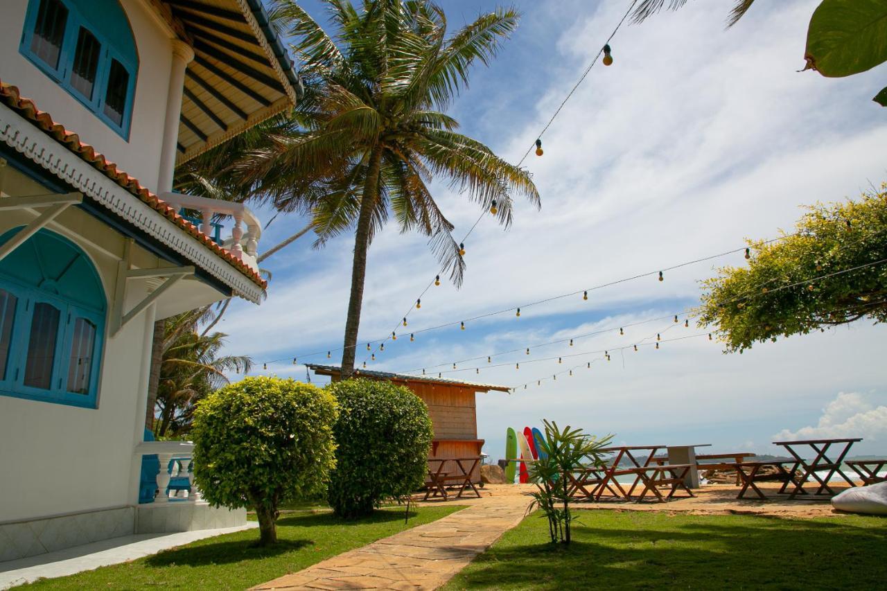 Alma Beach Hotel Weligama Exterior photo